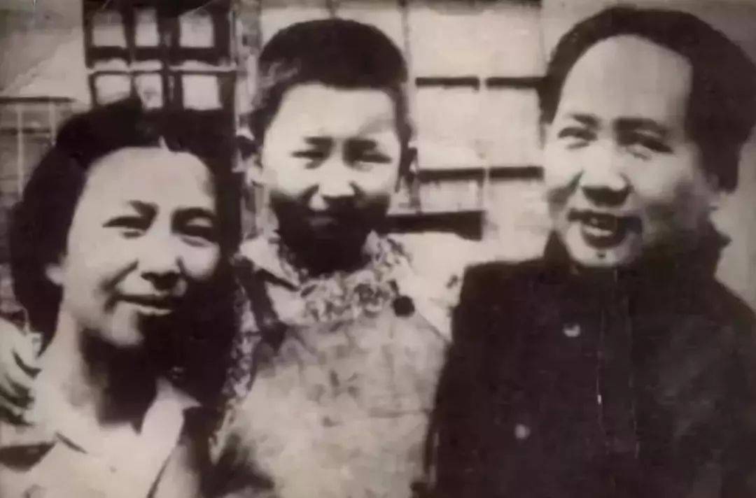 李纳生平与思想历程：从知识分子家庭到历史反思的完整人生轨迹